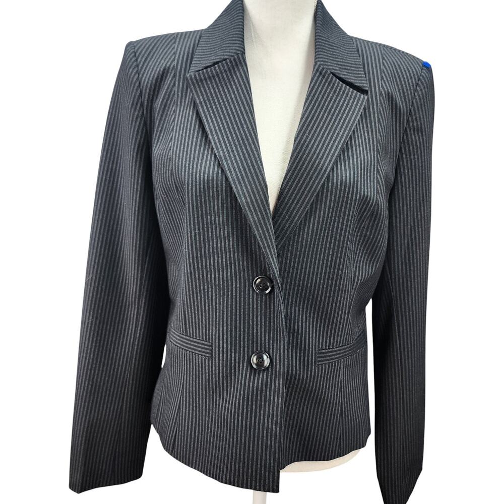 NWT Rafaella Blazer Women 10 Black Strip Lined Career Office Stretch Suit Jacket - Picture 2 of 11